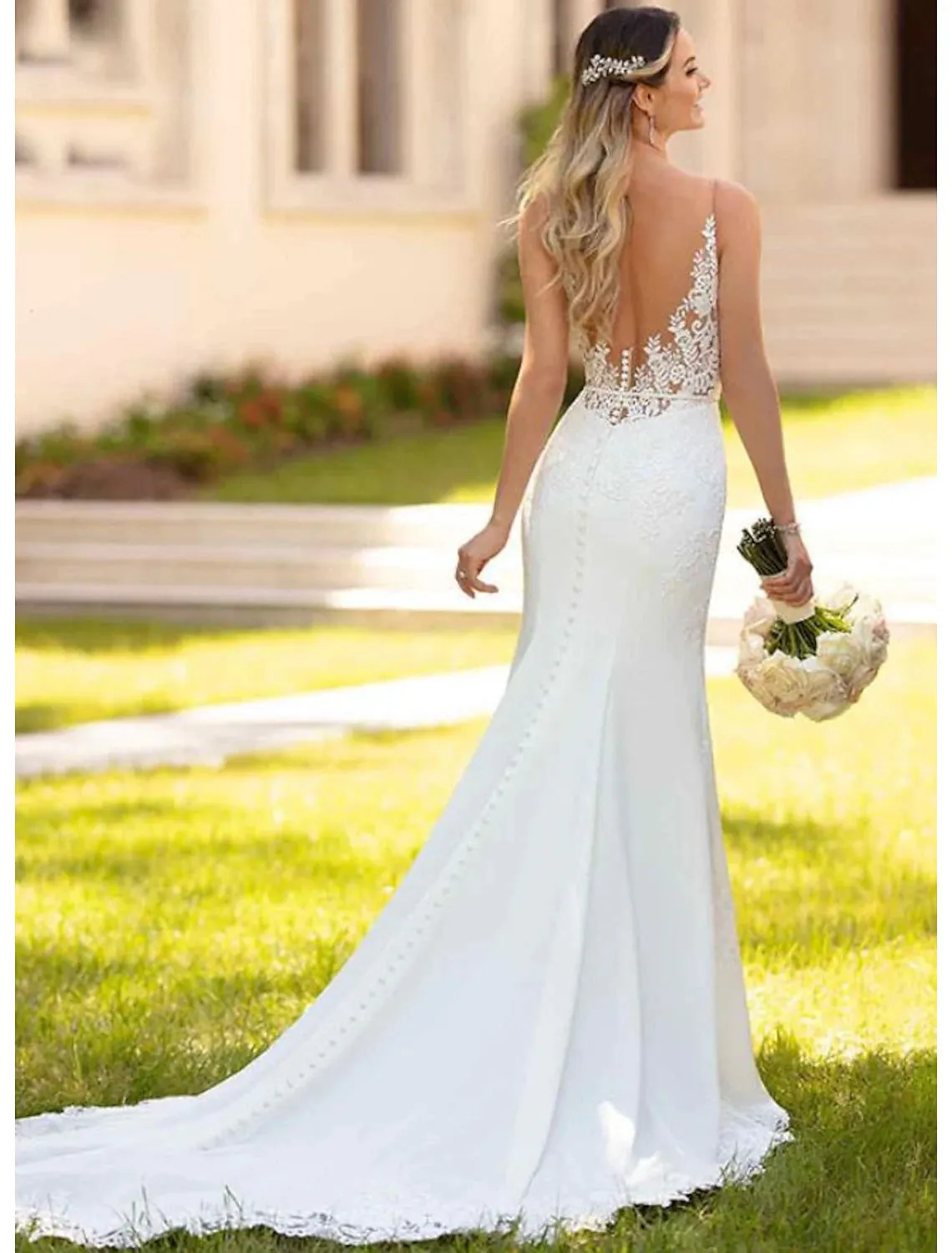 Engagement Open Back Sexy Formal Wedding Dresses Mermaid / Trumpet V Neck Sleeveless Court Train Lace Bridal Gowns With Appliques 2023 Summer Wedding Party